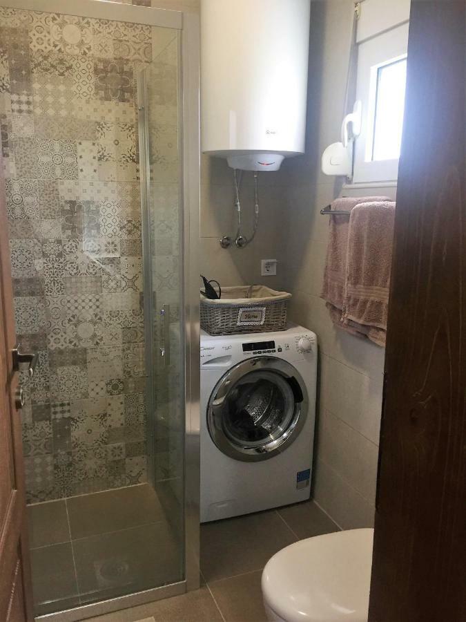 Eko Apartmani Krackovic Golubovci Bagian luar foto
